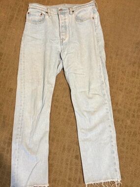 Light Wash Straight Leg Jeans